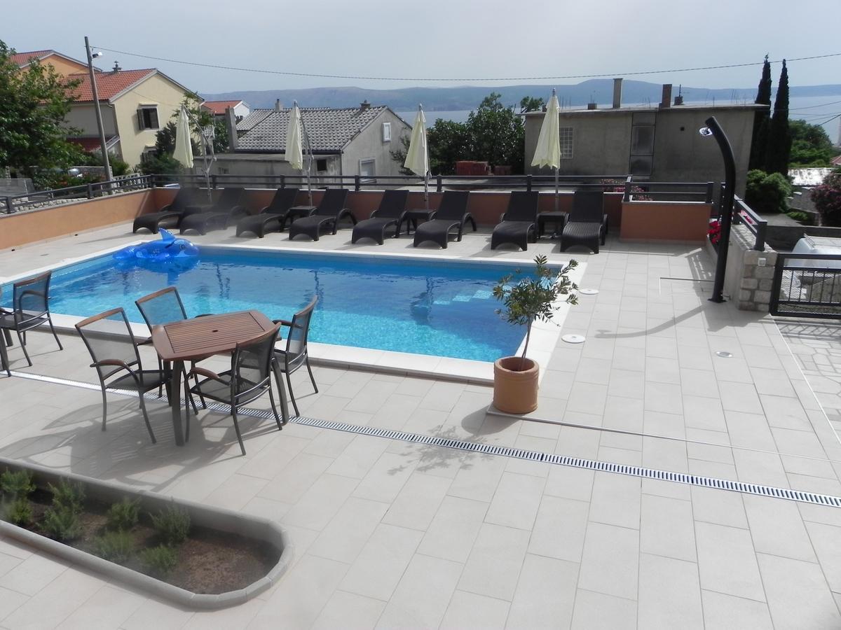 Apartments Antolic โนวีวีโนดอลสกี ภายนอก รูปภาพ